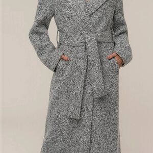 JLUXE light grey belted tweed Savannah coat